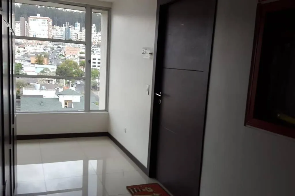 Sunny Balcony 4 Appartamento Quito 0*,